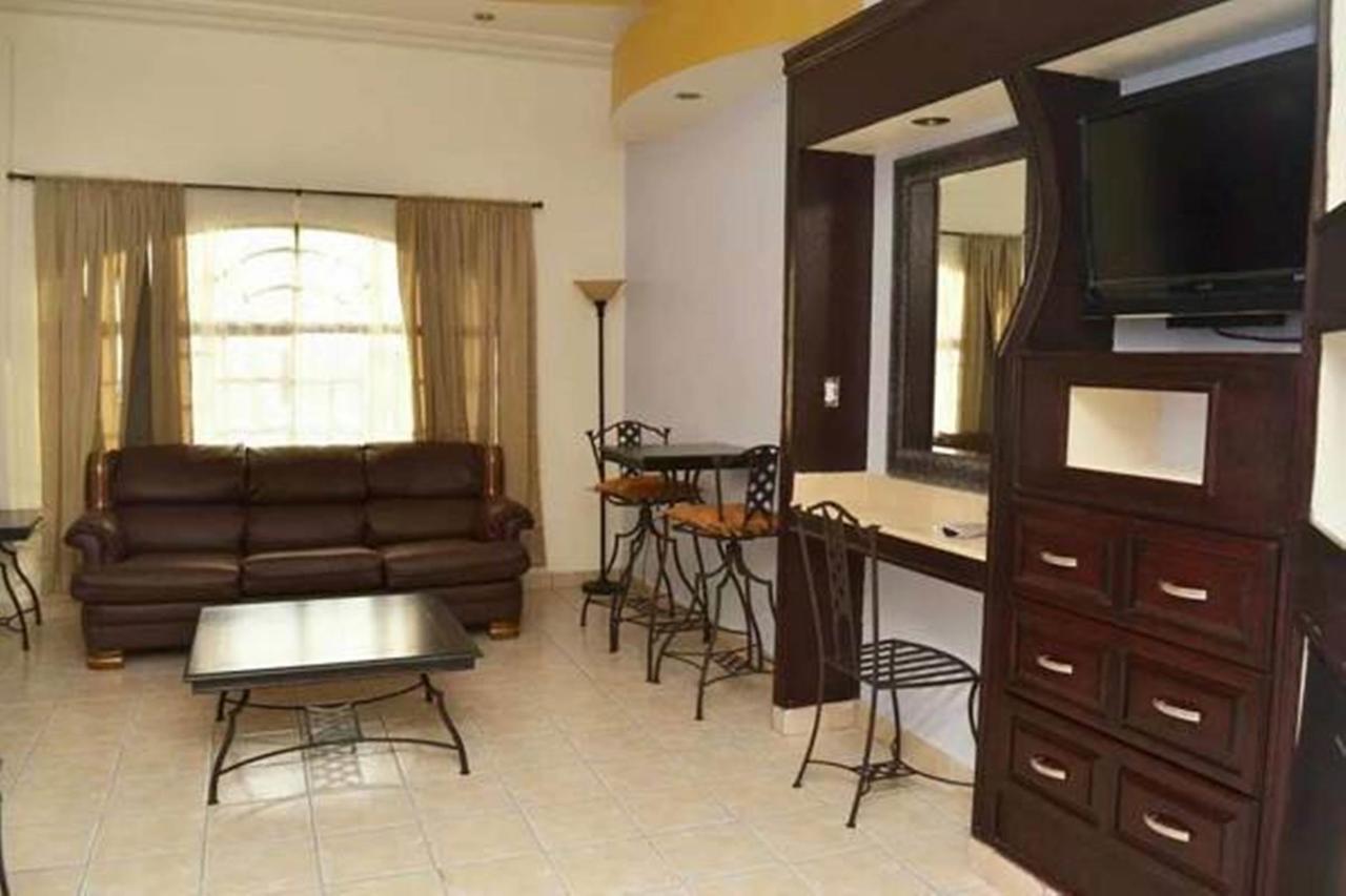 Maria Bonita Suites Agua Prieta Extérieur photo