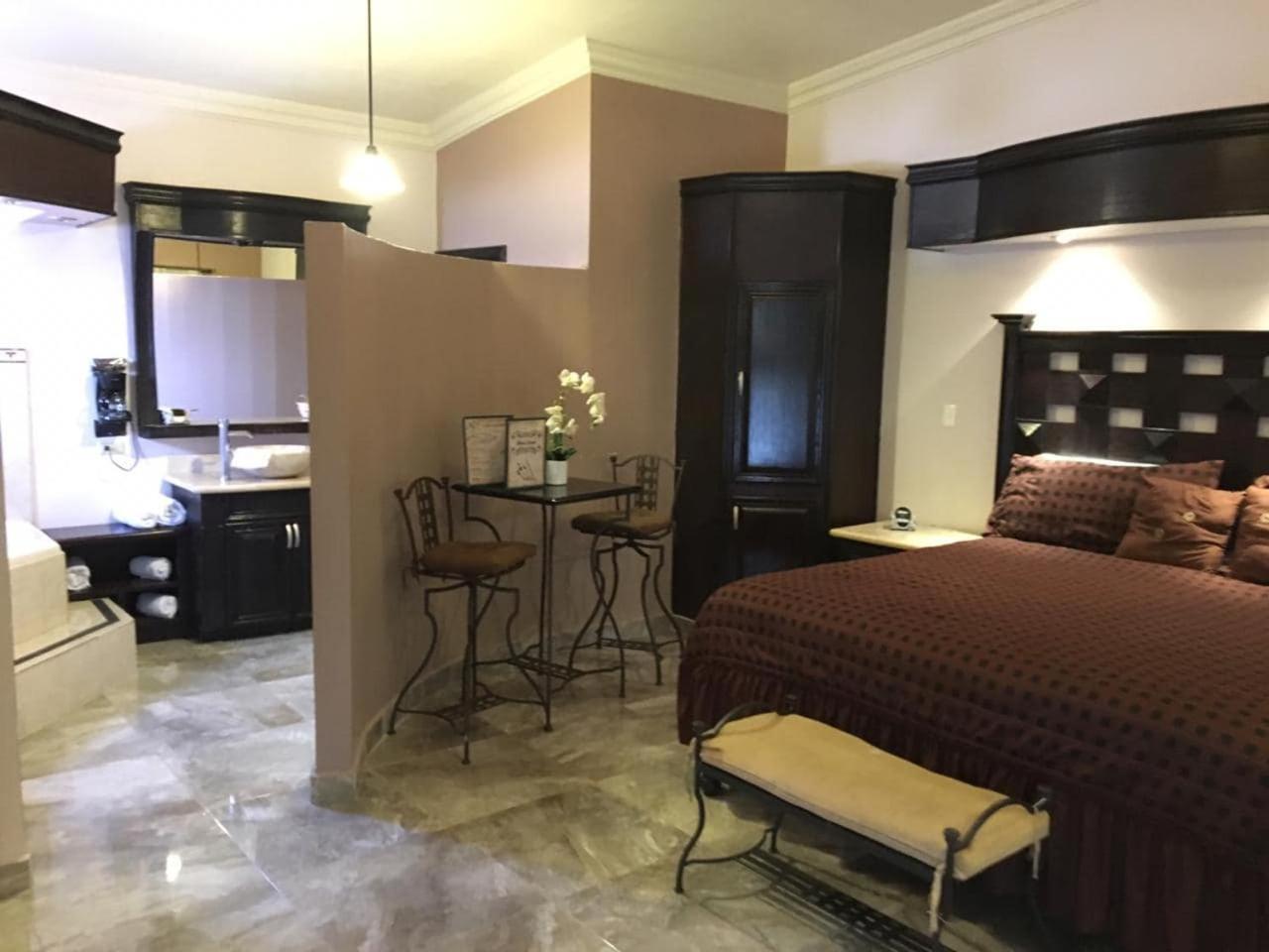 Maria Bonita Suites Agua Prieta Extérieur photo